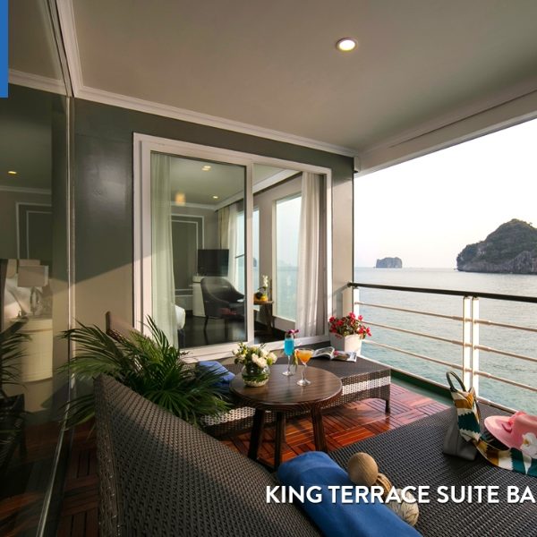 Phòng King Terrace Suite với ban công cực thoáng