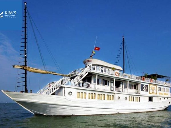 Giới thiệu chung về du thuyền Golden Lotus Cruises