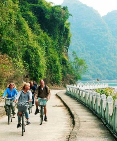 Khám phá làng Việt Hải bằng xe đạp