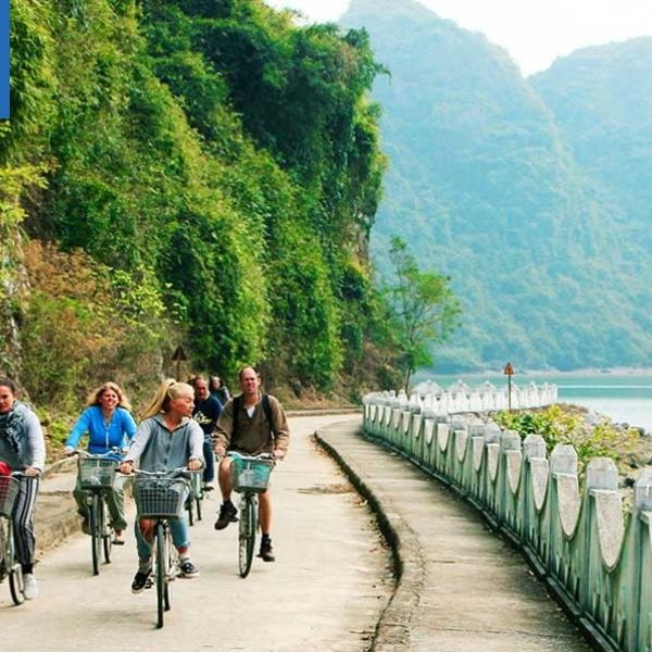 Khám phá làng Việt Hải bằng xe đạp