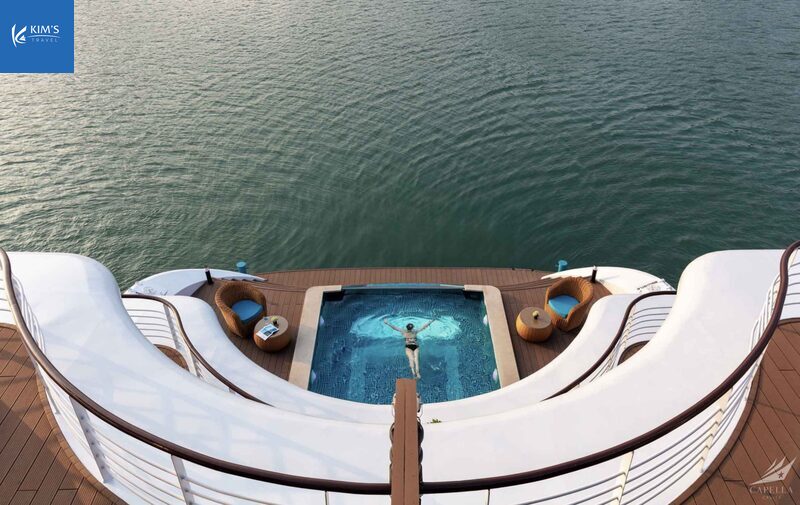 Bể bơi view cực đẹp trên du thuyền