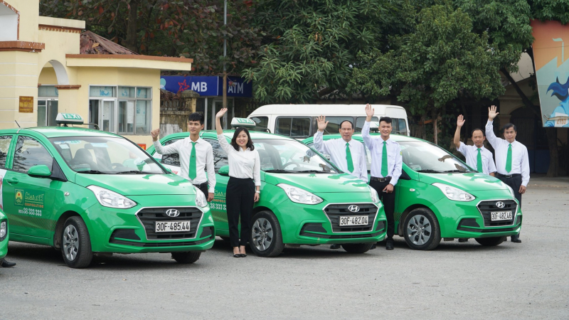 xe taxi vịnh hạ long