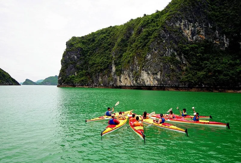 Chèo thuyền Kayak