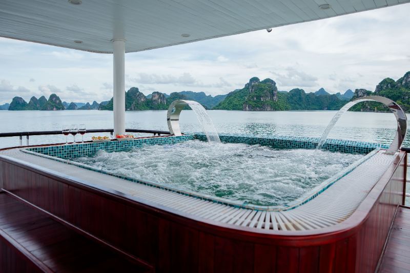 du thuyền VIP Dragon Cruise