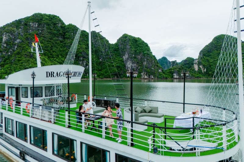 du thuyền VIP Dragon Cruise