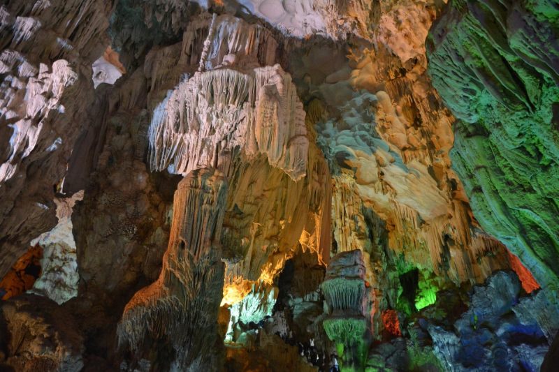 truyền thuyết vịnh Hạ Long