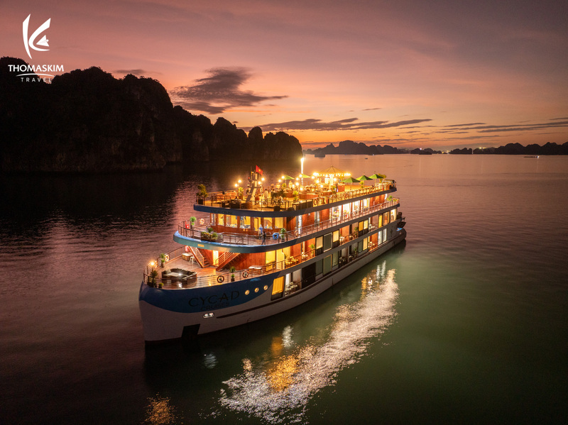 Đặt Tour Du Thuyền Cycad Cruise Tham Quan Vịnh Hạ Long 22 Cycad Cruise 2