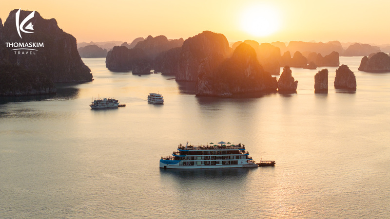 Đặt Tour Du Thuyền Cycad Cruise Tham Quan Vịnh Hạ Long 19 Đặt tour du thuyền du thuyền Cycad Cruise tại Thomas Kim Travel