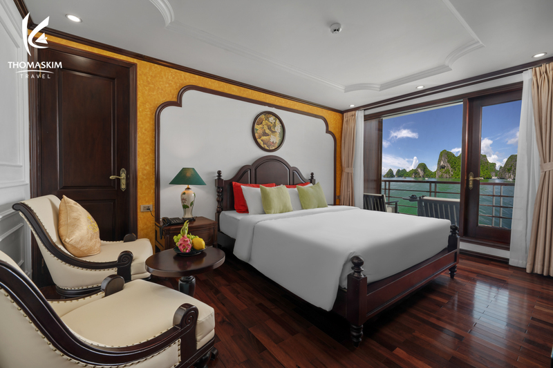 Đặt Tour Du Thuyền Cycad Cruise Tham Quan Vịnh Hạ Long 13 Phòng Balcony Junior nằm tại tầng 1