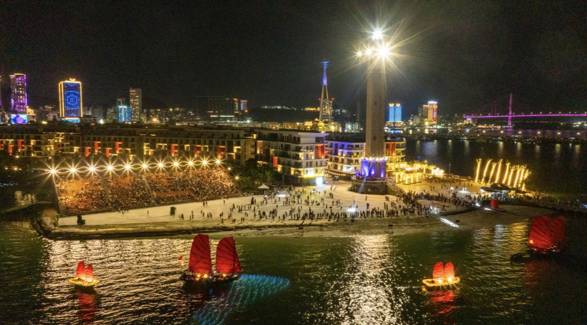 VUI-Fest Ha Long - Thương Cảng Phồn Vinh: Show Diễn Đêm Thắp Sáng Vịnh Kỳ Quan 3 Lịch trình 3 chương của show diễn Thương cảng phồn hoa